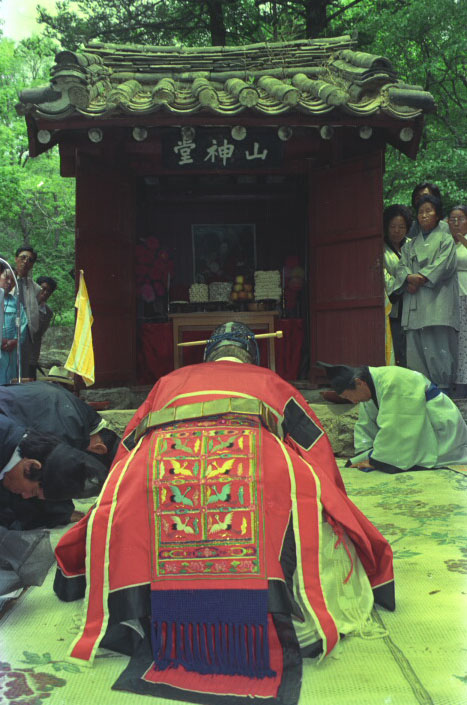 1983.5.27_대관령 성황제004.jpg